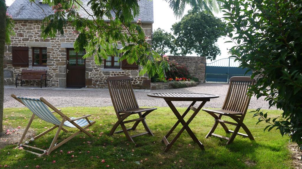 Chambres D'Hotes Les Sageais Baguer-Morvan Exteriér fotografie